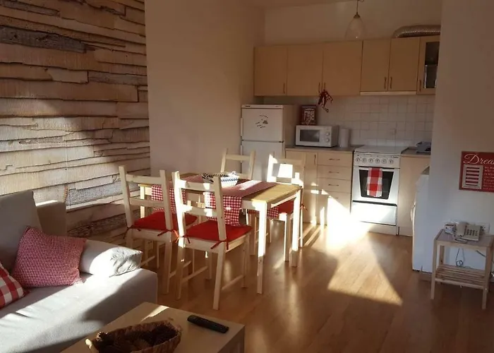 Papa Moose بامبوروفو